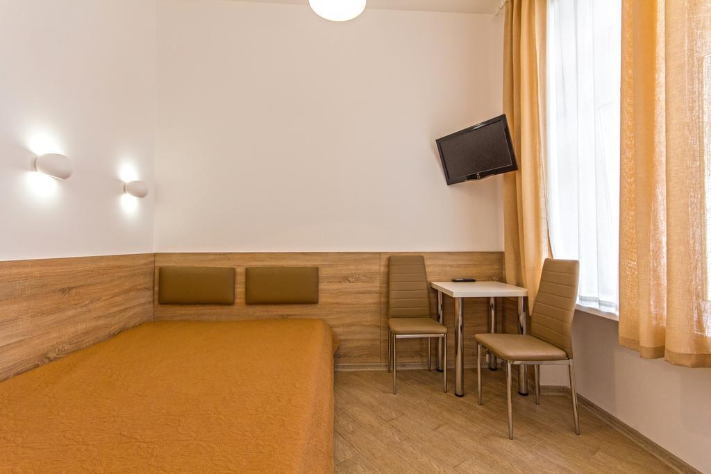 Mini Smart Apartments On Shpytalna 13- Economy Apartment Lvov Exteriér fotografie